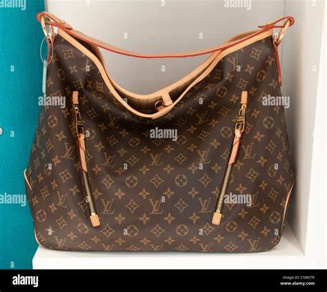 louis vuitton leather bags turkey